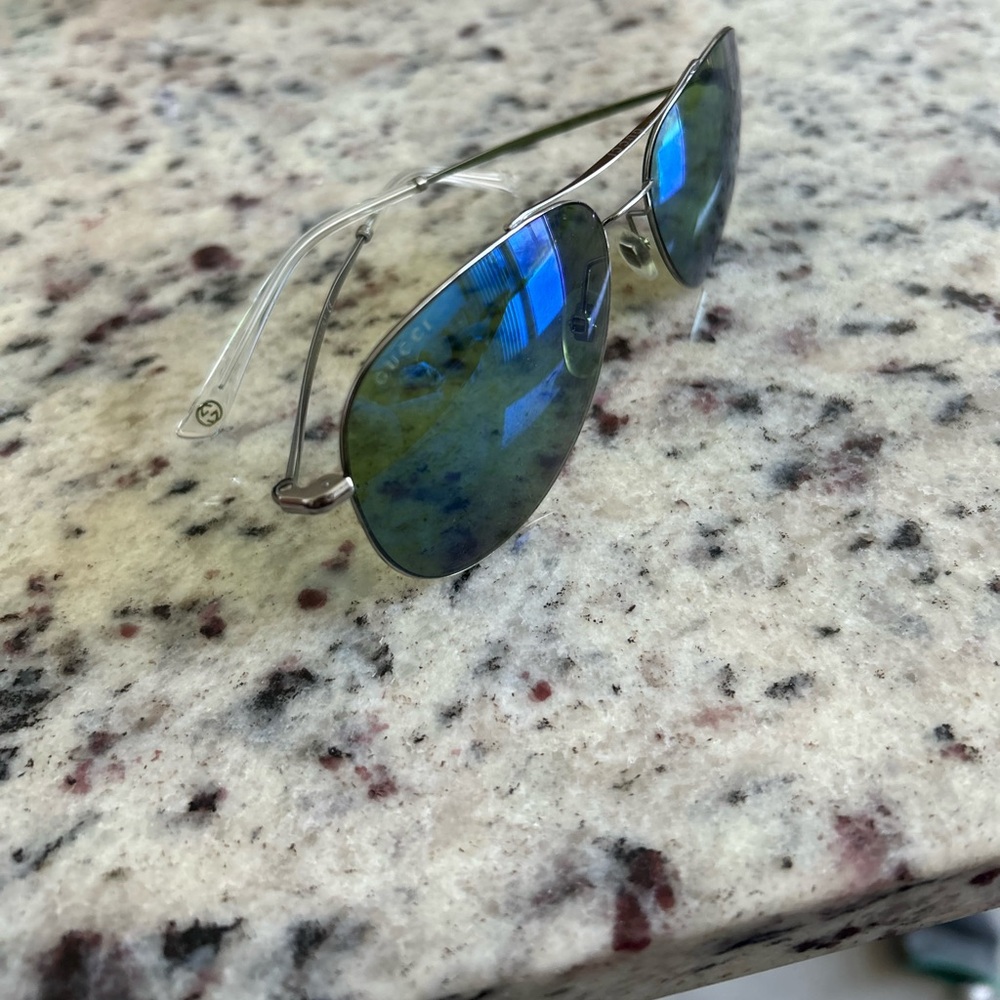 Gucci Sunglasses 🕶️